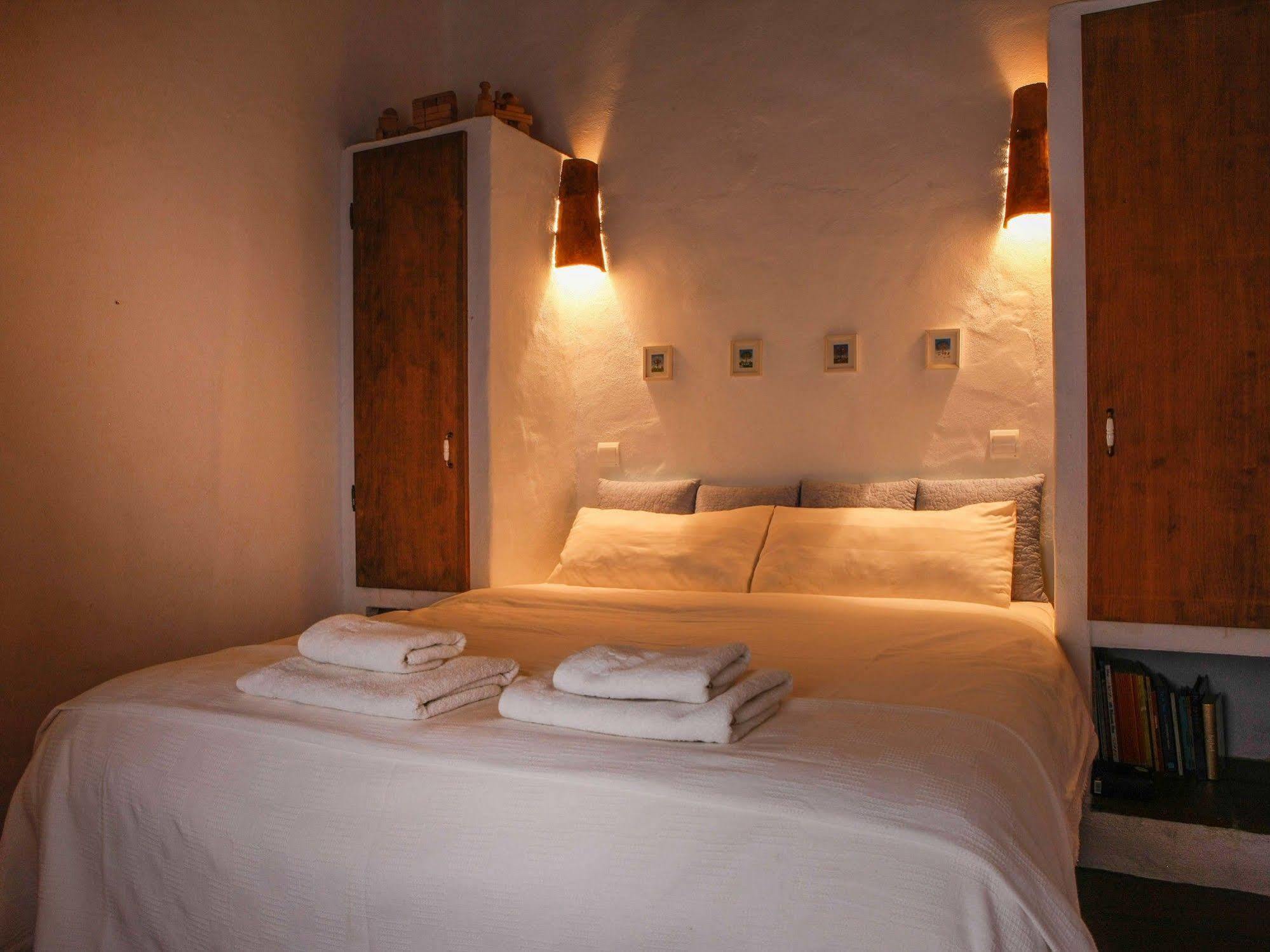 Cortijo Juan Salvador Guest House Olias Bagian luar foto